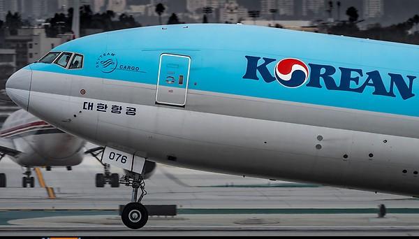 Airplane